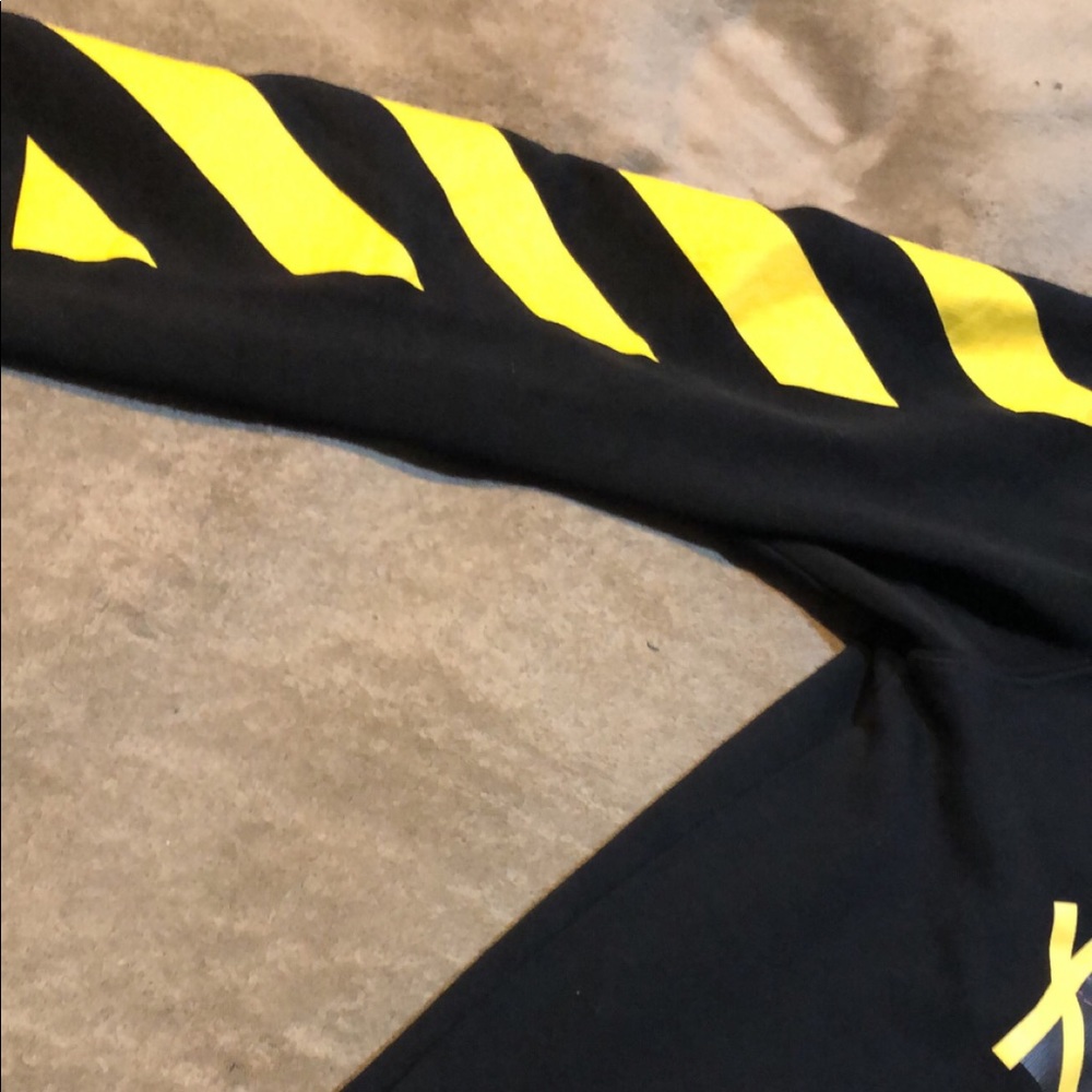 Off-White sweater - Picture 4 of 4